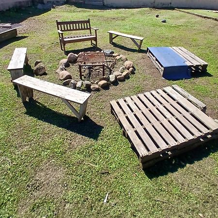 La Casita Casa Familiar Hospedagem E Camping Urbano 나베간체스 외부 사진